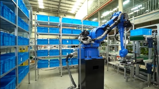 avtonomnaja robotizirovannaja sortirovka i zamena inventarnyh jashhikov min
